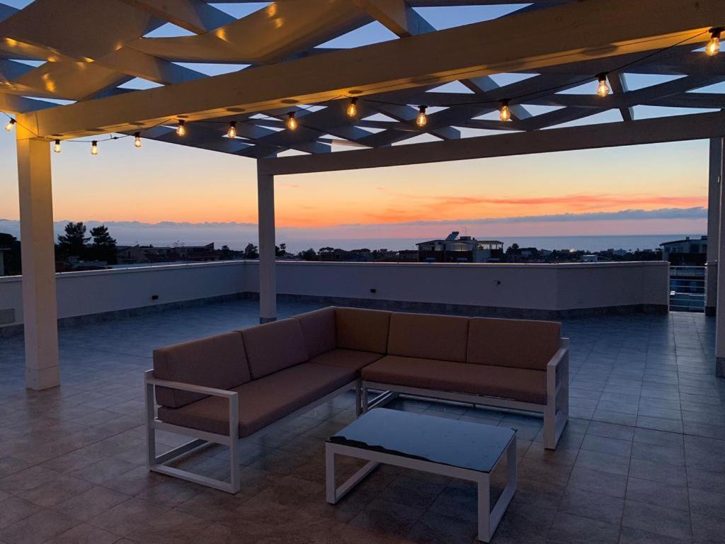泰拉西尼Terrace Ini公寓 外观 照片